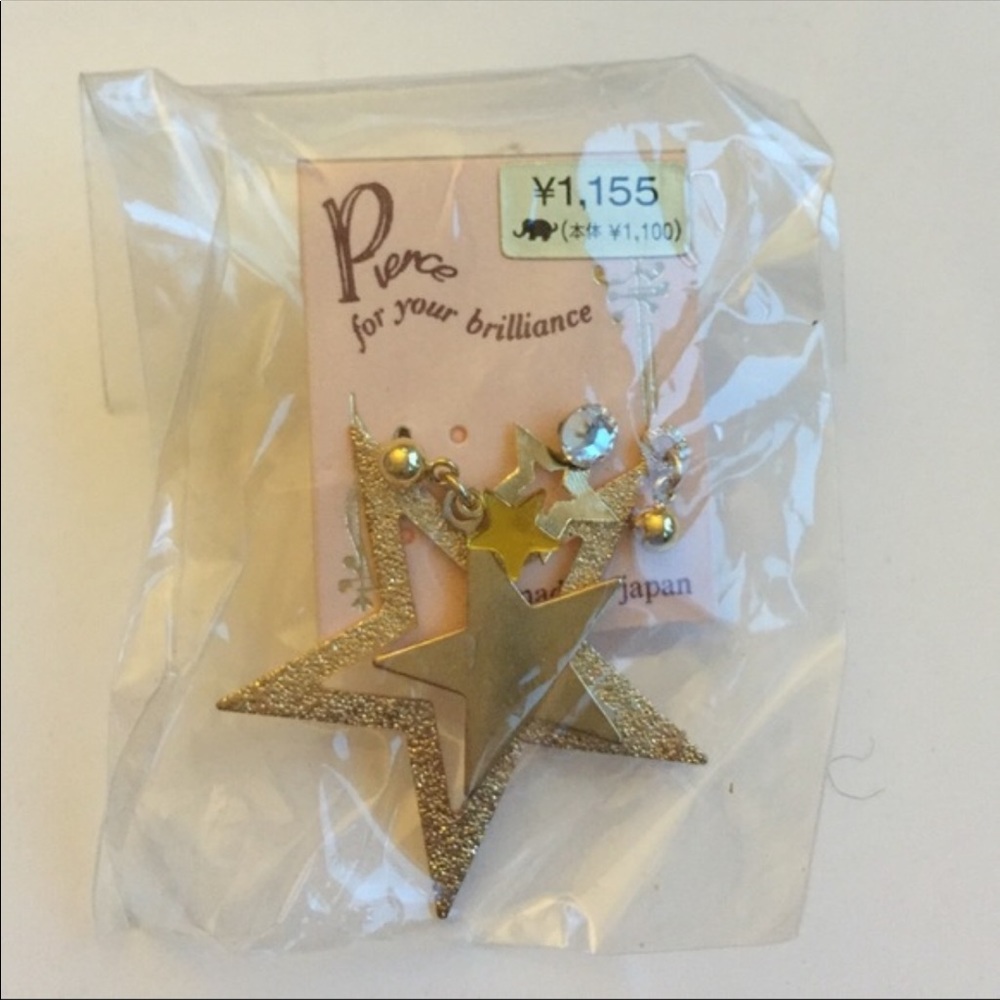 NWT BOUGHT IN TOKYO Star Mix and Match Earrings